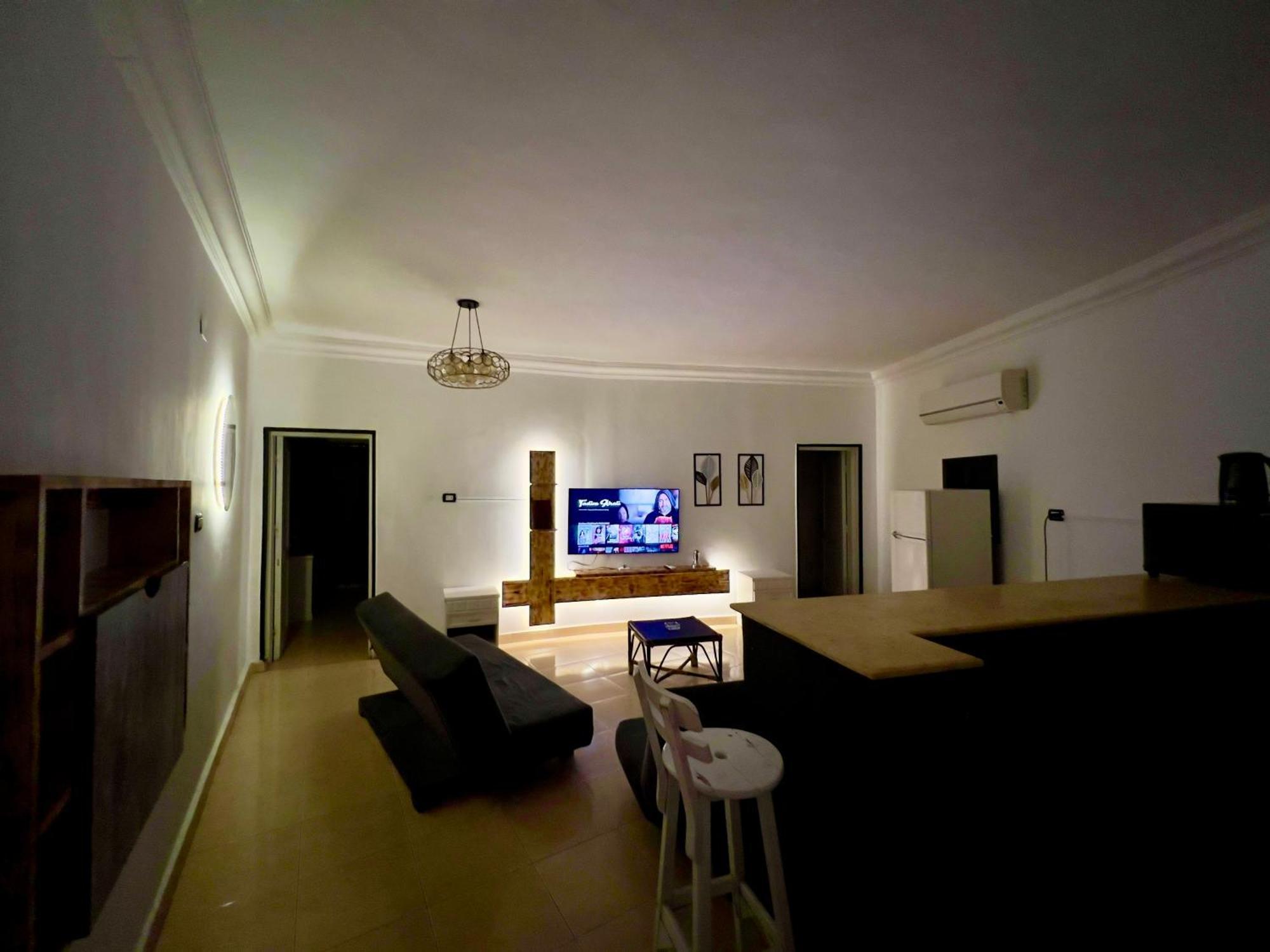 White House Apartment